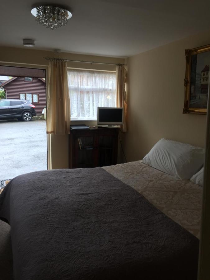Borderers Inn Brecon Esterno foto