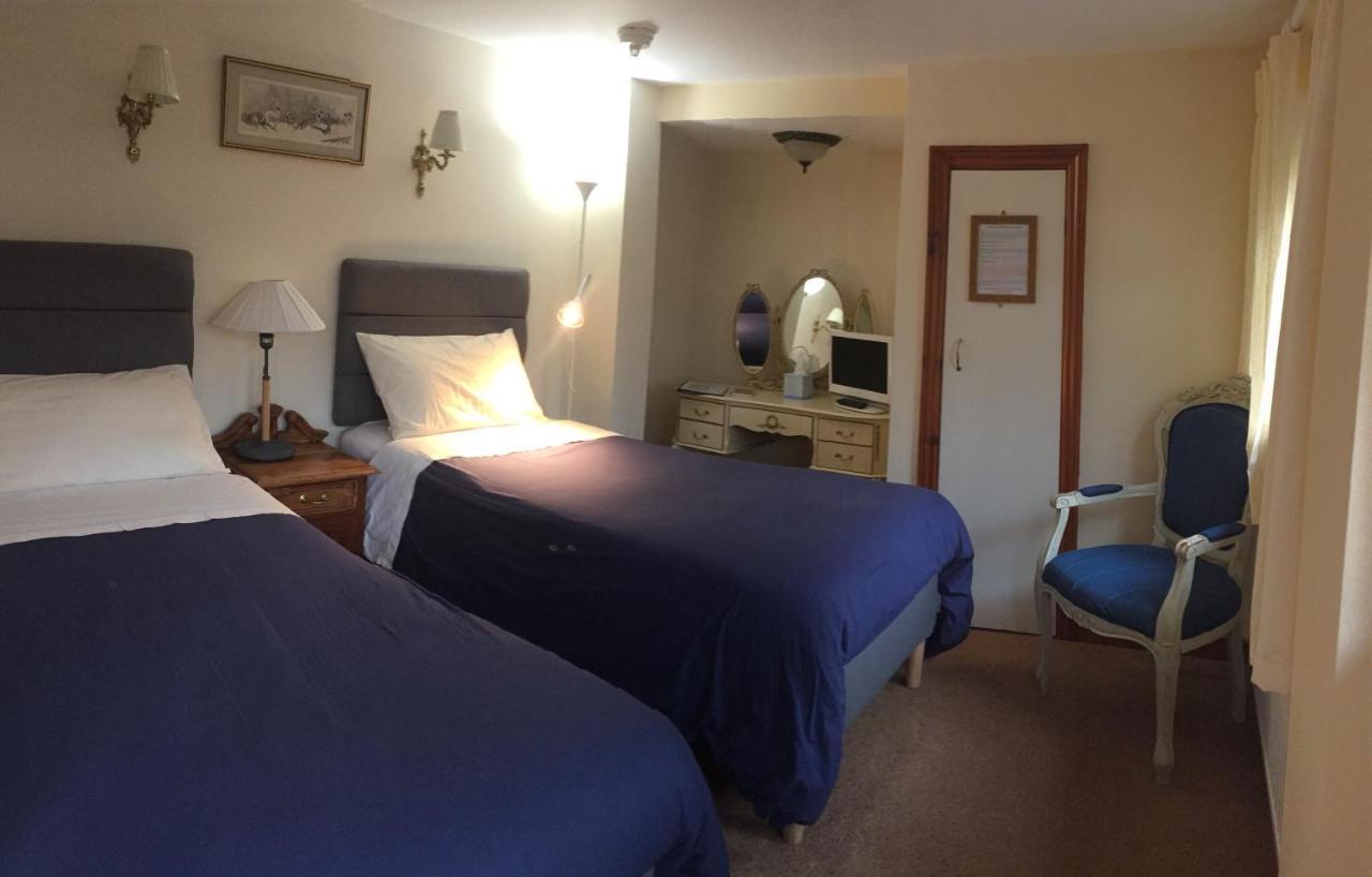 Borderers Inn Brecon Esterno foto